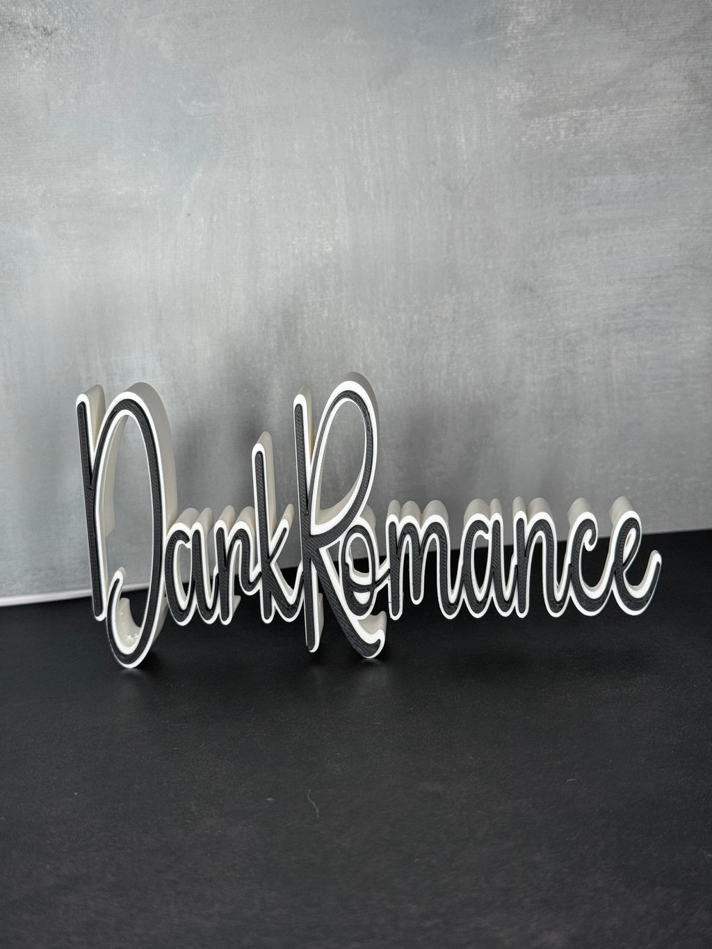 3D Druck Genre "Dark Romance" Deko für dein Bücherregal.