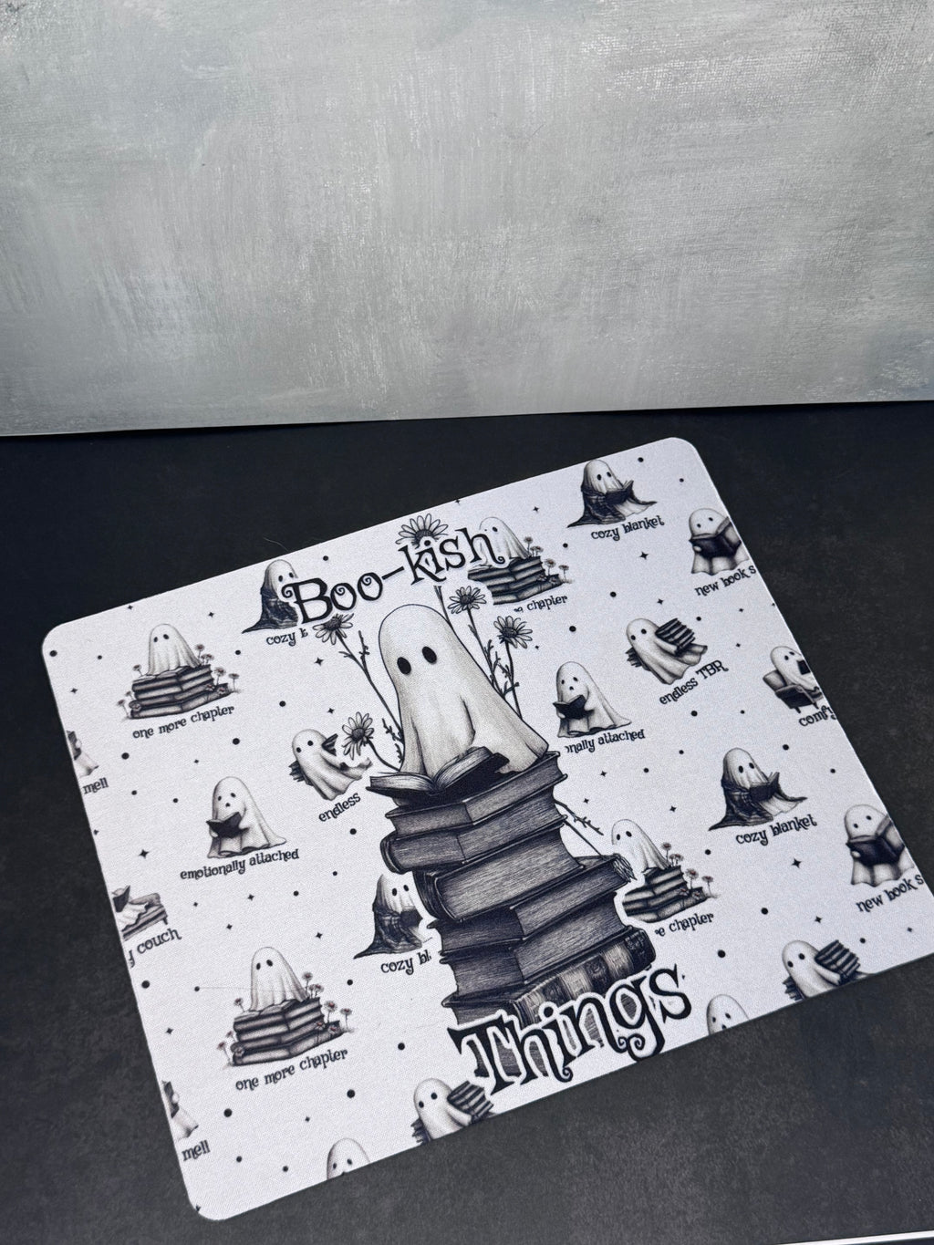 Bookish Mauspad für Buchliebhaber - Ghost