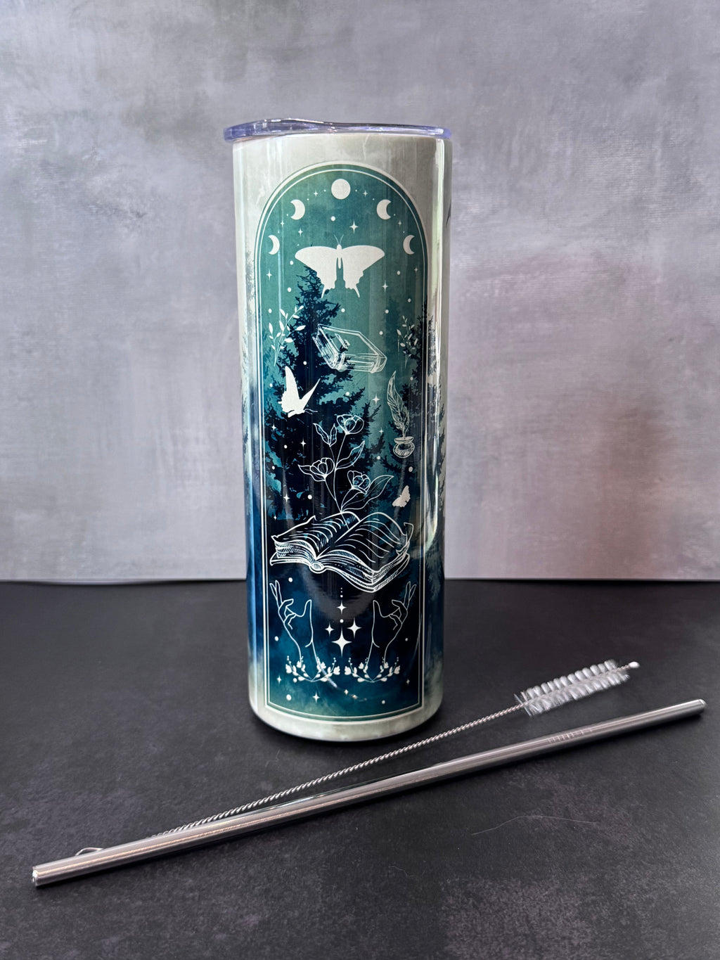 Bookish Thermobecher für Buchliebhaber - Fantasy Wald